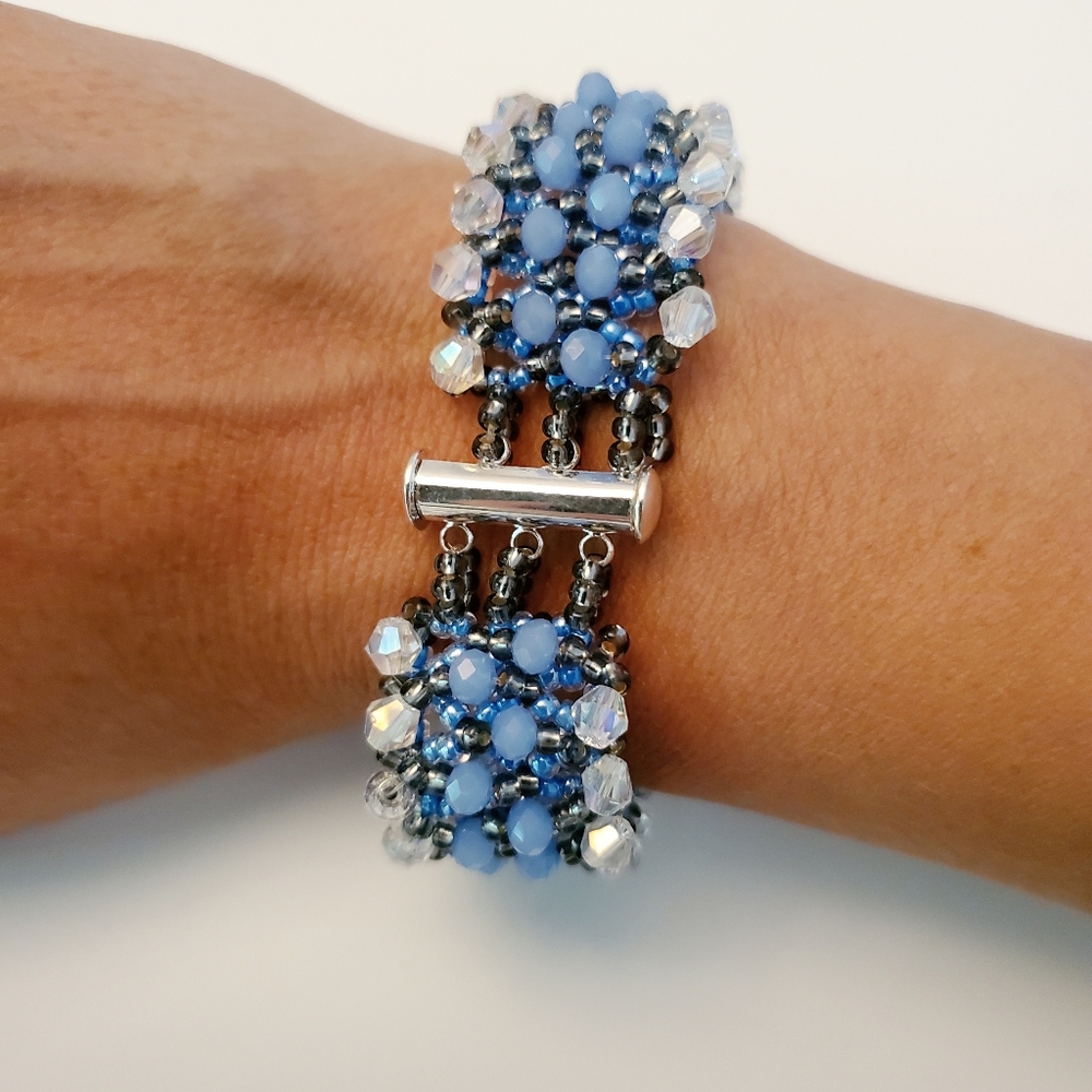 TAILOR & FLAIR Handmade bracelet